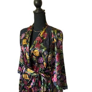 VANITY FAIR gorgeous vintage kimono wrap robe intimate floral lace  70s EUC sz M
